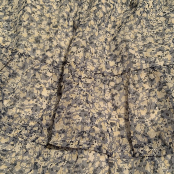 Free The Roses blue and white floral patterned tiered skirt, size L - Picture 2 of 4